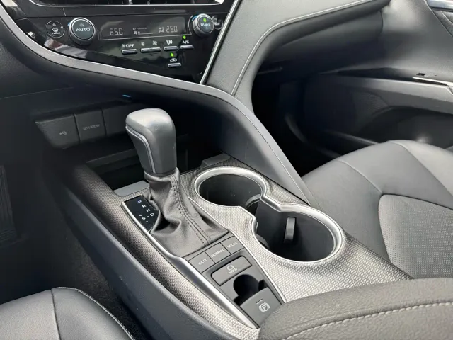 Toyota Camry — Фото автомобиля 22
