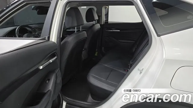 Kia Seltos Seltos Бензин 1.6 турбо 2WD — Фото автомобиля 11