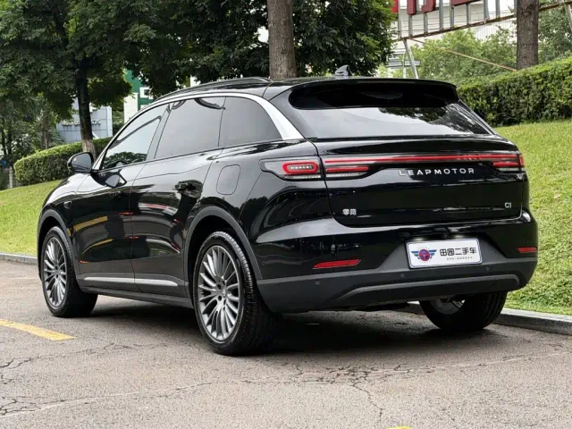 Leapmotor C11 — Фото автомобиля 4
