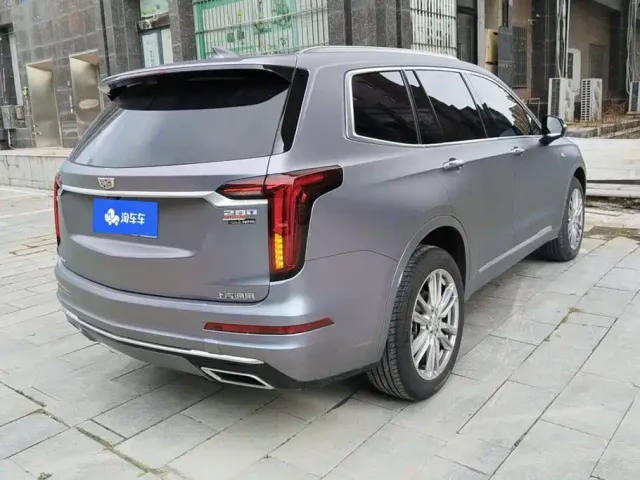 Cadillac XT6 — Фото автомобиля 3