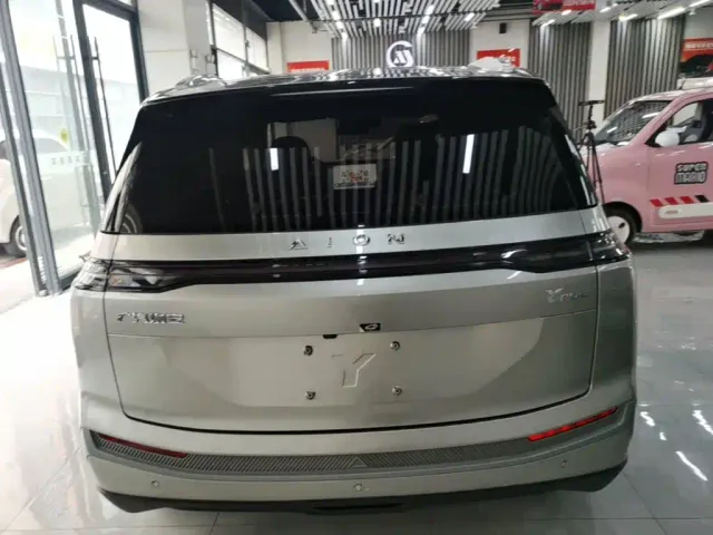 GAC Aion Y — Фото автомобиля 5