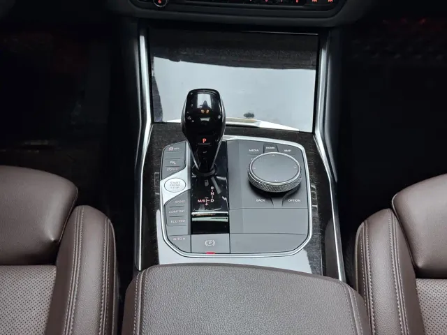 BMW 3 Series — Фото автомобиля 12