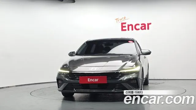 Hyundai AVANTE Новый Avante (CN7) — Фото автомобиля 3