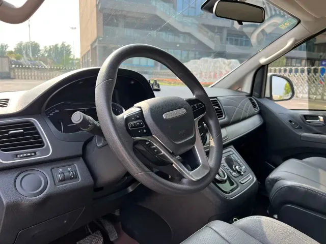 Maxus G20 — Фото автомобиля 11