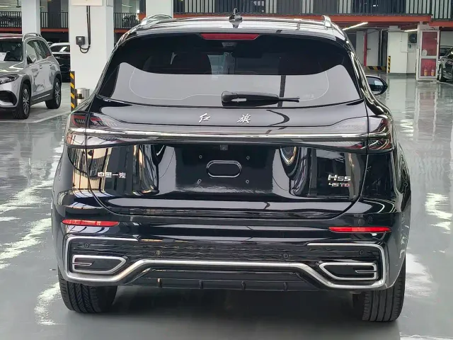 Hongqi HS5 — Фото автомобиля 18