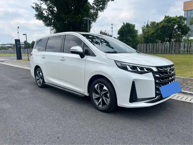 GAC Trumpchi M6 — Фото автомобиля 3