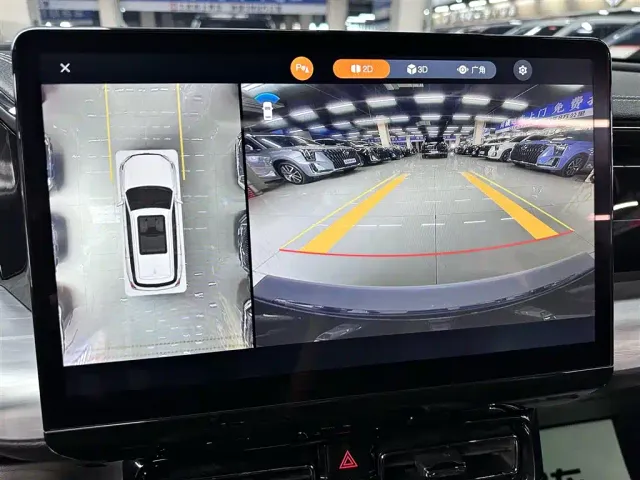 GAC Trumpchi GS8 — Фото автомобиля 16