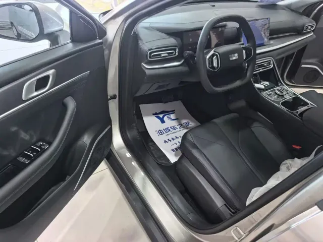 Geely Galaxy Stellar 6 — Фото автомобиля 10