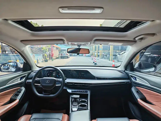 Changan Eado — Фото автомобиля 13