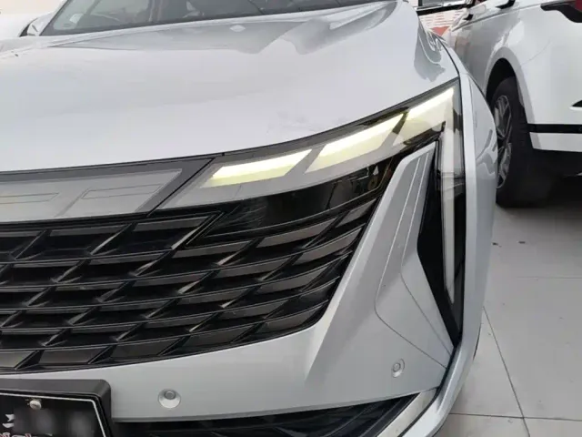 Geely Boyue L — Фото автомобиля 23