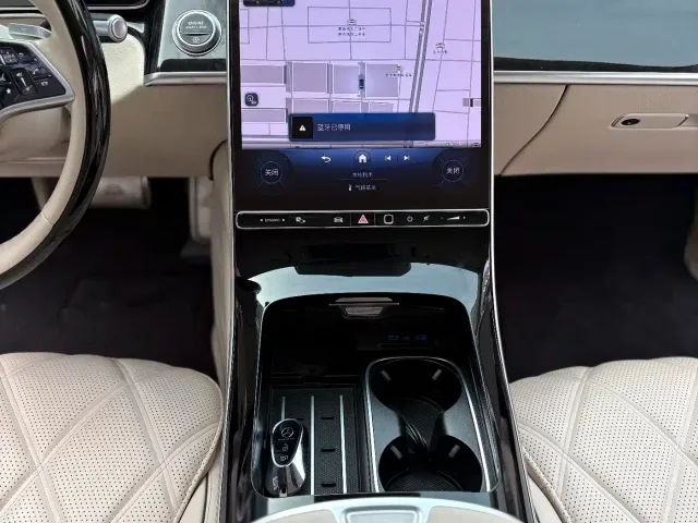 Mercedes-Benz Maybach S-Class — Фото автомобиля 9