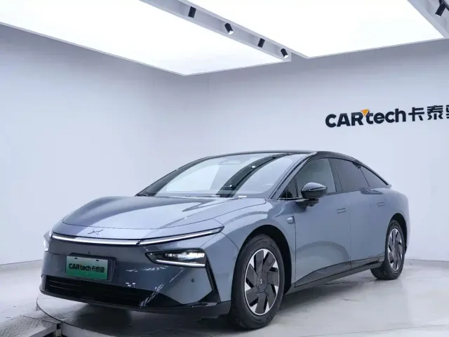 Xpeng P7+ — Фото автомобиля 2