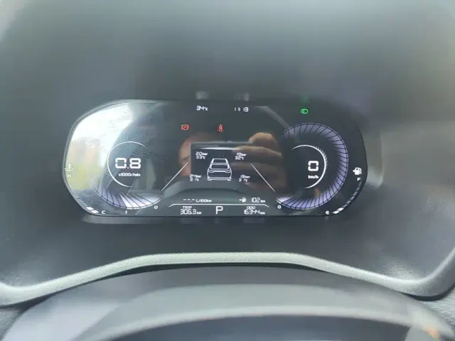 Geely Emgrand — Фото автомобиля 11