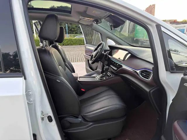 GAC Trumpchi M6 — Фото автомобиля 11
