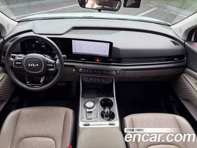 Kia Canival — Фото автомобиля 4