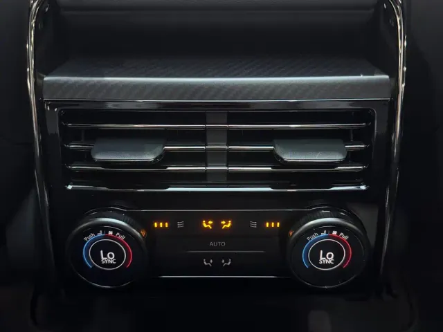 Land Rover Range Rover Sport — Фото автомобиля 19