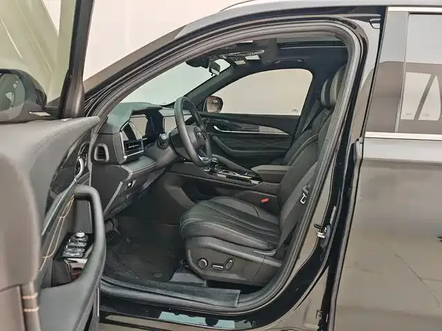 Geely Xingyue L — Фото автомобиля 4