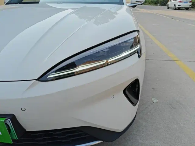 BYD Seal 07 DM-i — Фото автомобиля 23