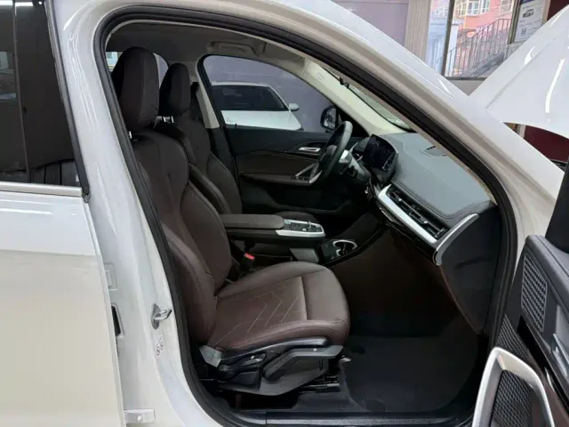 BMW X1 — Фото автомобиля 21