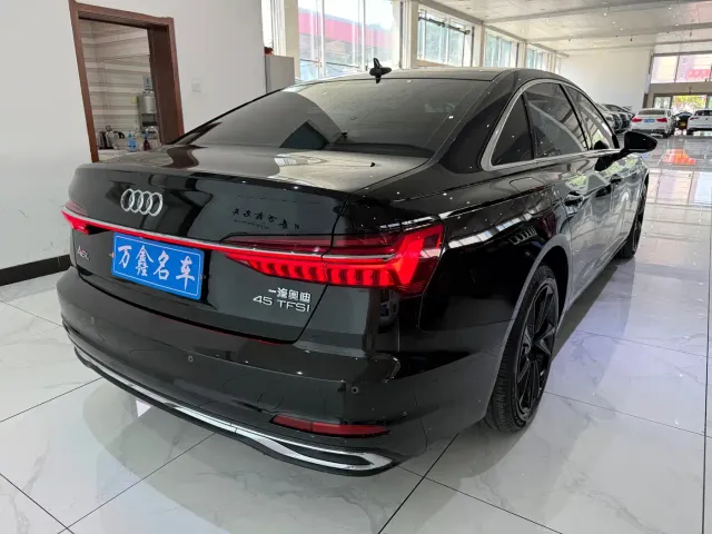 Audi A6L — Фото автомобиля 18