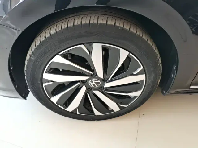 Volkswagen Passat — Фото автомобиля 22