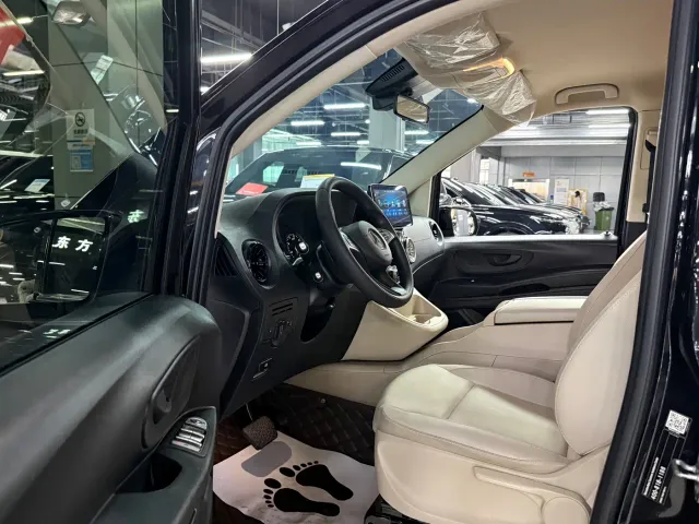 Mercedes-Benz Vito — Фото автомобиля 6