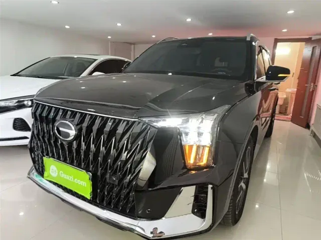GAC Trumpchi GS8 — Фото автомобиля 2