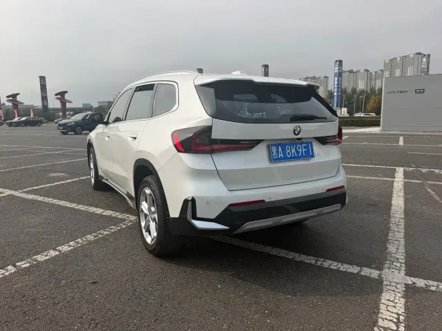 BMW X1 — Фото автомобиля 5