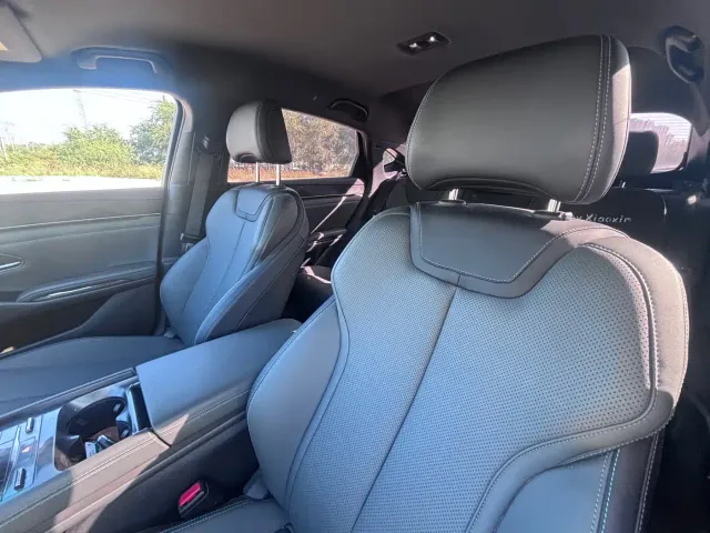 BYD Qin L — Фото автомобиля 12