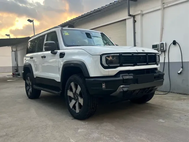 BAIC BJ40 — Фото автомобиля 3