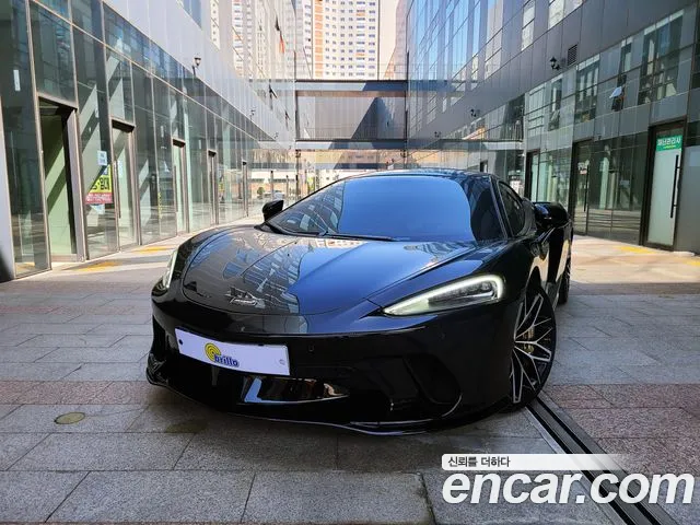 Фотография автомобиля — Mclaren GT