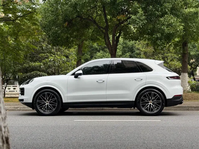 Porsche Cayenne 2024 Cayenne 3.0T — Фото автомобиля 7