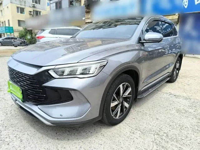 Фотография автомобиля — BYD Song Pro