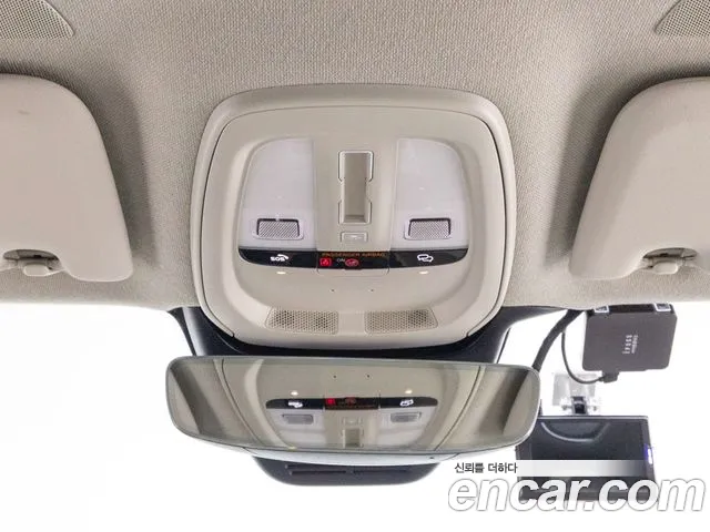 Вольво XC40 B4 Ultimate Bright — Фото автомобиля 16