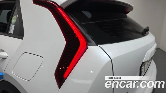 Kia Niro The All New Niro — Фото автомобиля 8