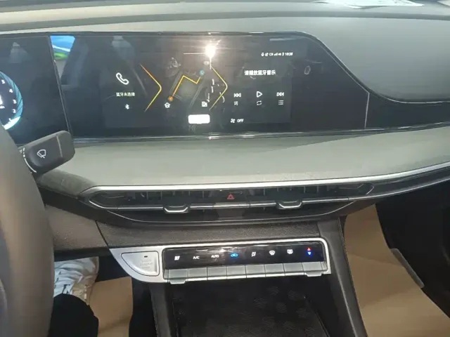 Changan Eado — Фото автомобиля 12