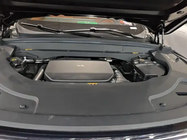 Li Auto L7 — Фото автомобиля 19