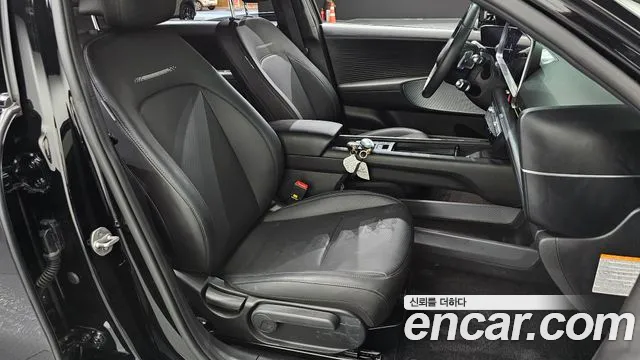 Hyundai Ioniq 6 — Фото автомобиля 16