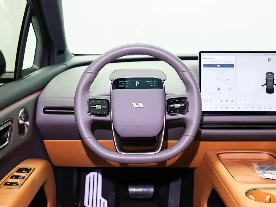 Li Auto Li Auto i6 2025 2WD Base Model — Фото автомобиля 11