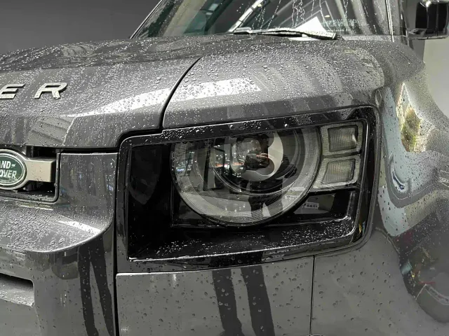 Land Rover Defender — Фото автомобиля 18