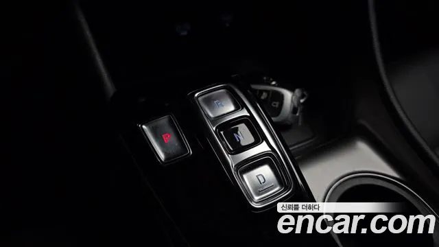 Hyundai Sonata — Фото автомобиля 12