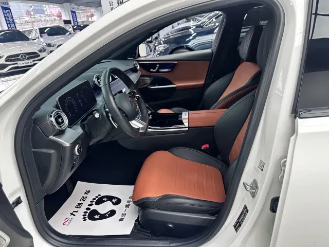 Mercedes-Benz C-Class — Фото автомобиля 3