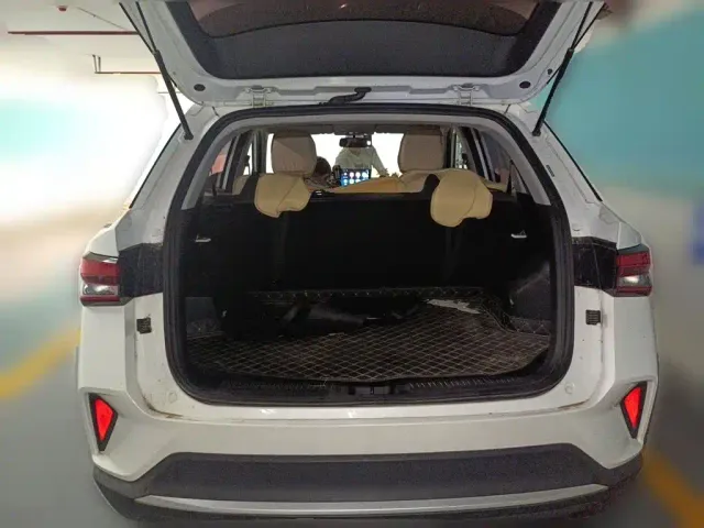 Wuling Xingchi — Фото автомобиля 9