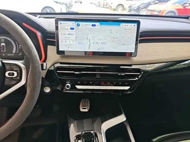 Haval Chitu — Фото автомобиля 12
