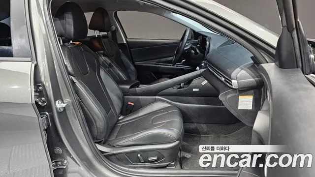 Hyundai Avante CN7 — Фото автомобиля 16