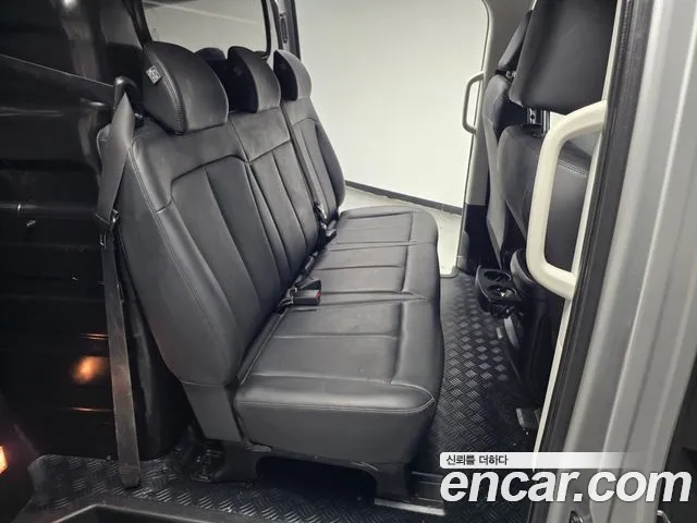 Hyundai Staria — Фото автомобиля 10