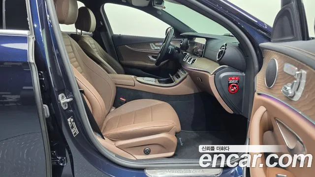 Mercedes-Benz E-Class W213 — Фото автомобиля 17