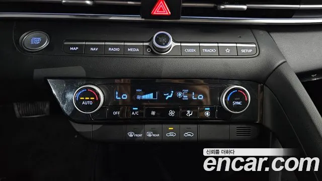 Hyundai AVANTE Новый Avante (CN7) — Фото автомобиля 23