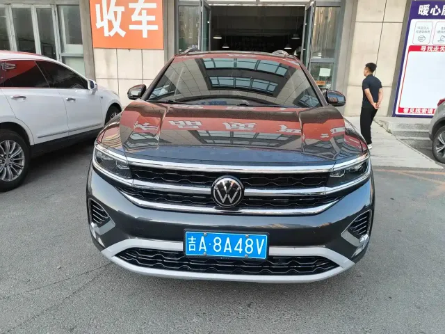 Volkswagen Talagon — Фото автомобиля 2