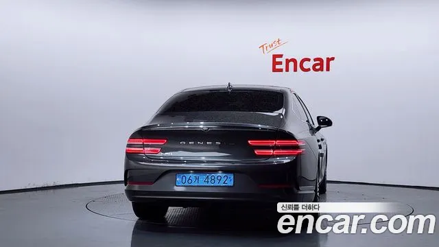 Genesis G80 Electrified G80 (RG3) — Фото автомобиля 4